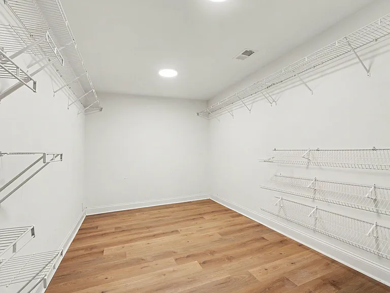 8312 Compton Acres Ln — Photo 15