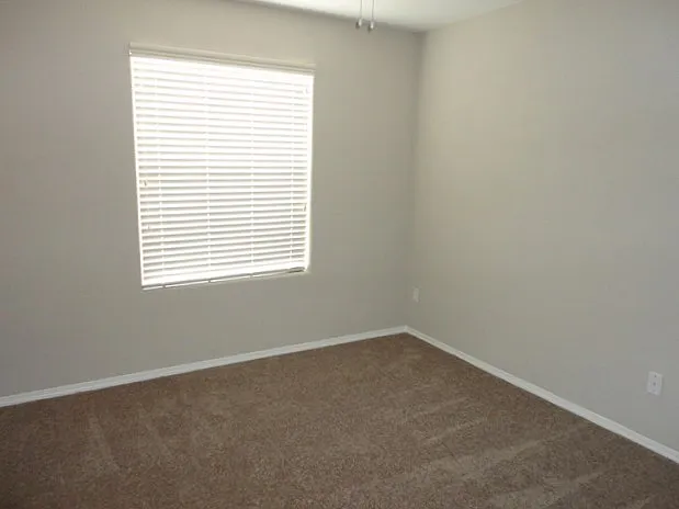 8232 Wildwood Glen Dr — Photo 17