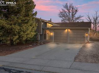 5526 Wilkerson Pass Dr, Colorado Springs, CO 80917