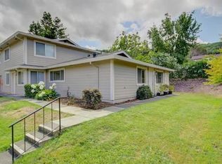 28 Klamath Way, Novato, CA 94947