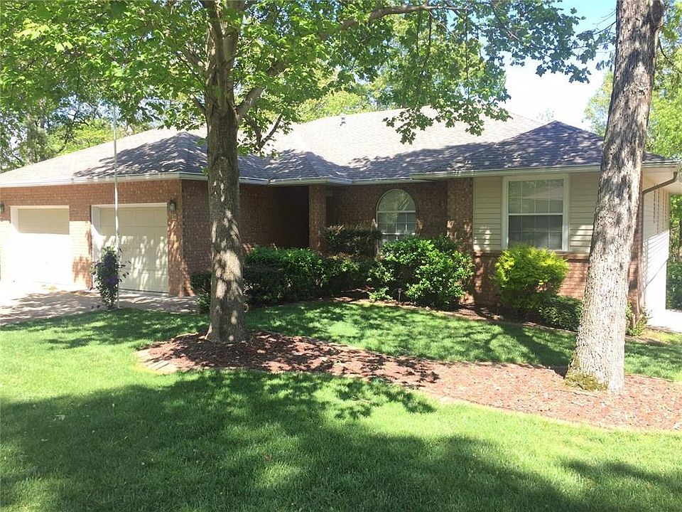 1st image of 14 Lavendon Circle Dr