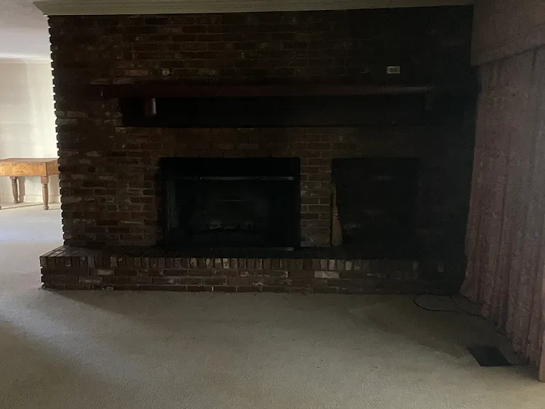 494 Richie Rd — Photo 3