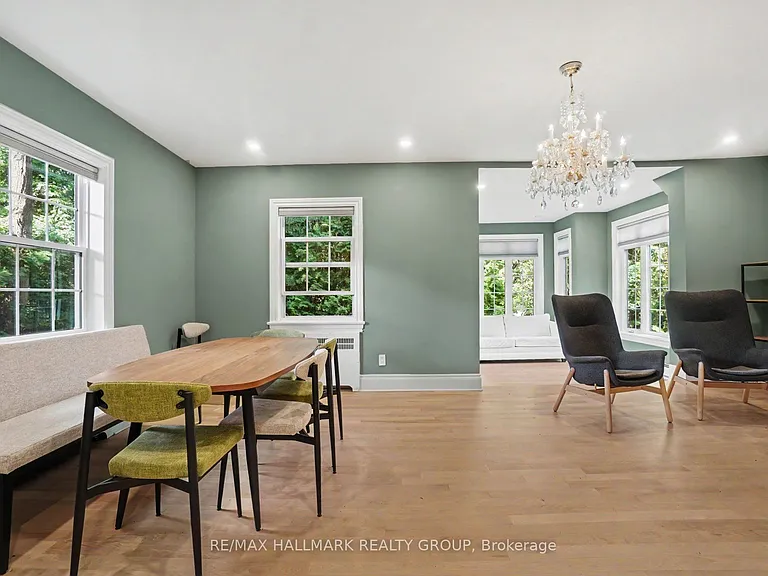 171 Minto Pl — Photo 4