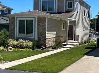 1908 Orchard Beach Rd, McHenry, IL 60050