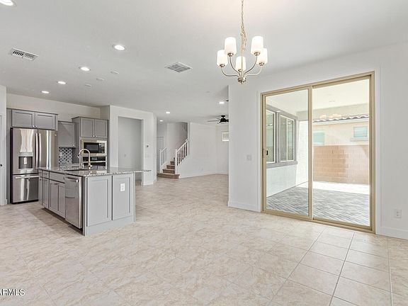 5th image of 8931 W Colter St