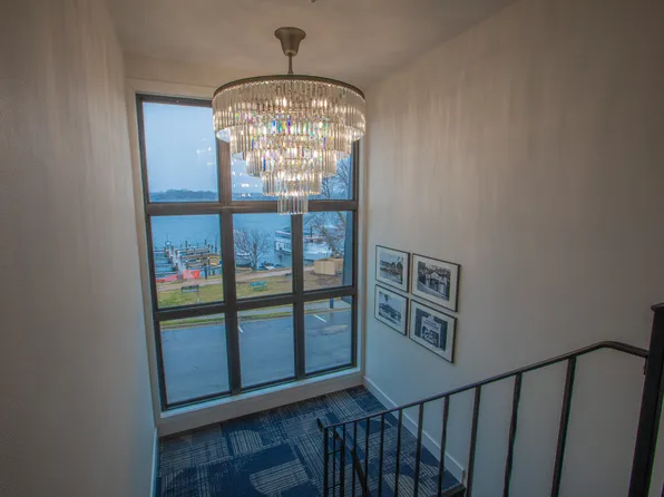 Excelsior Shores, 322 Lake St #206, Excelsior, MN 55331