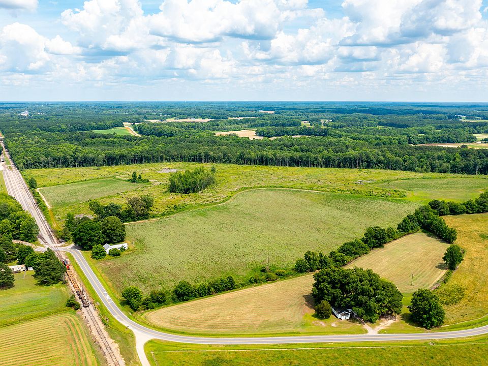 1st image of 555 Corbett Rd