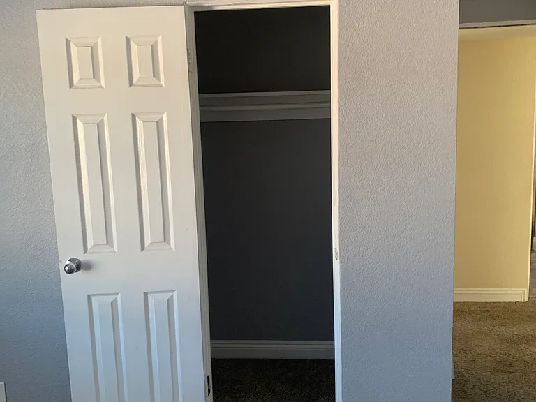 1803 Linden Ave — Photo 13