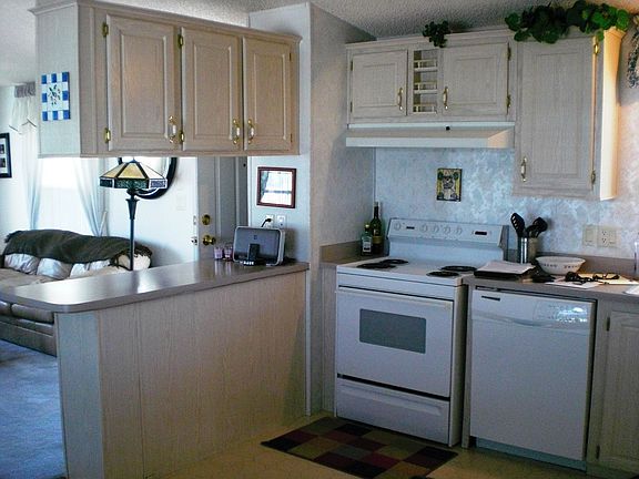 Tons of counter space