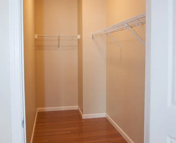 Nine 27 Apartments — Photo 19