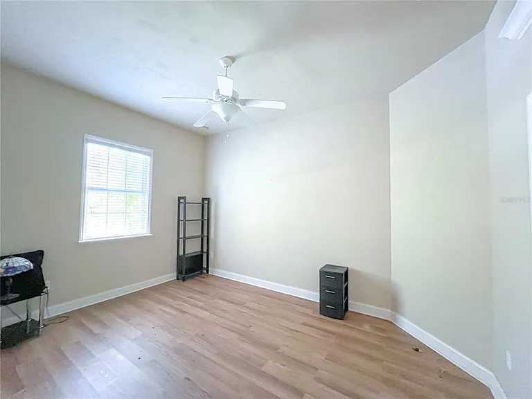 9048 SW 76th Ave — Photo 11