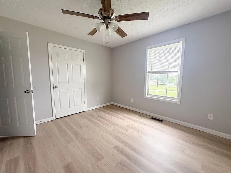 114 Judah Dr — Photo 17