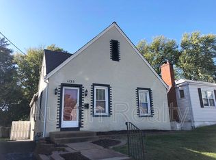 1135 Hilltop Dr, Saint Louis, MO 63132