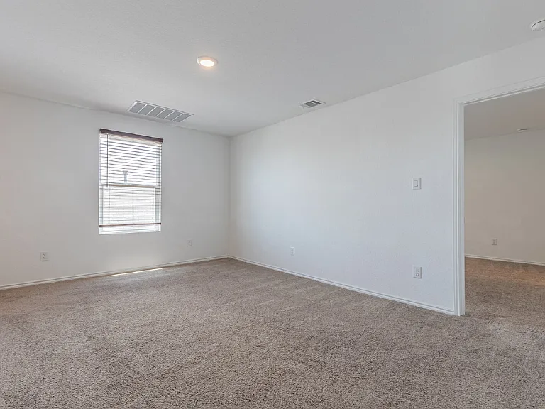 4310 Fluvial Cir — Photo 17