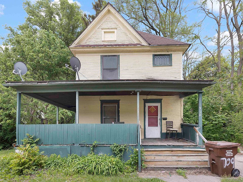1st image of 938 Woodlawn Ave