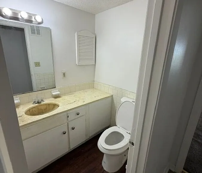 2113 Ottawa St #204C — Photo 35