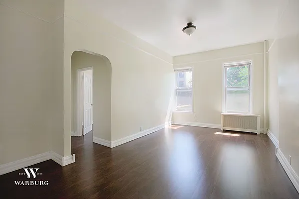 Rented by Warburg | media 7