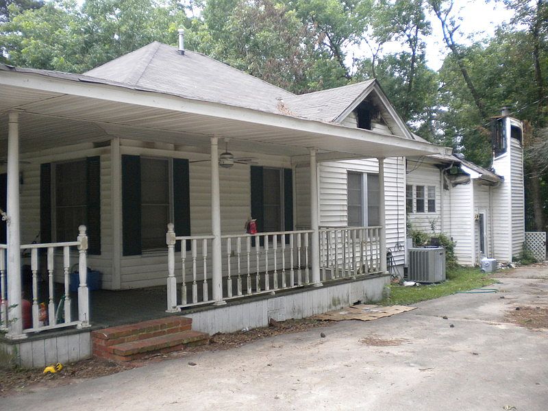 2nd image of 323 Martha Ave