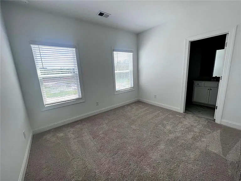 4273 Baden Aly — Photo 36