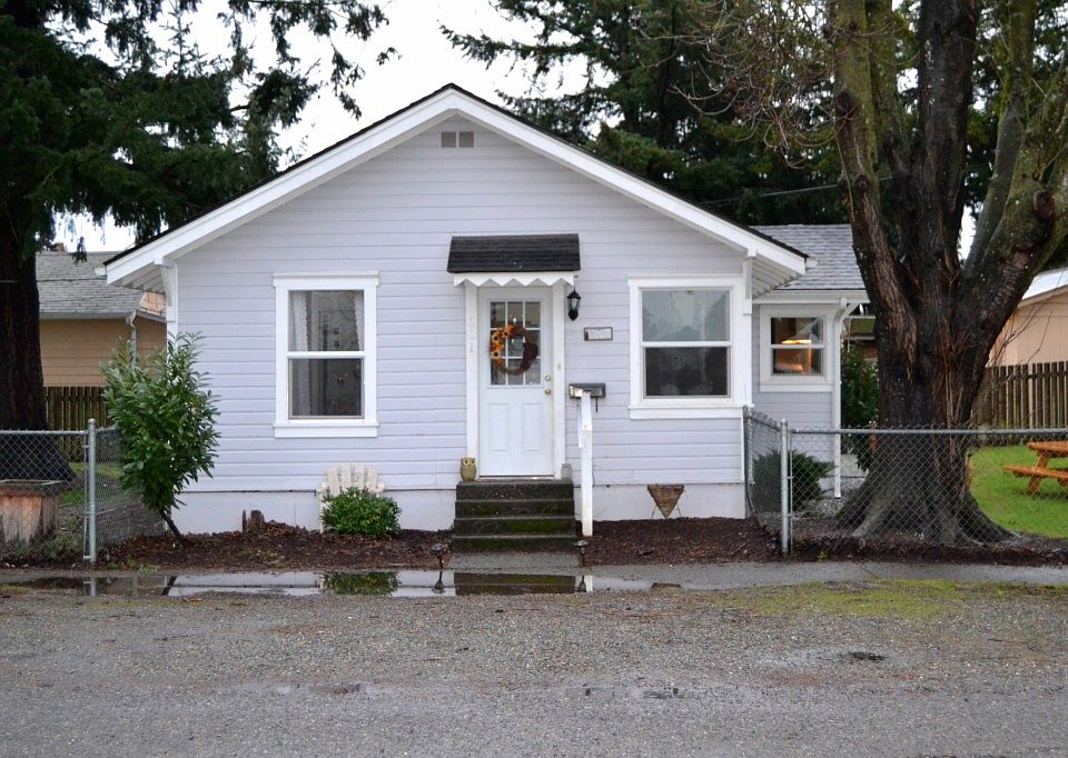 1st image of 601 Jameson Ave
