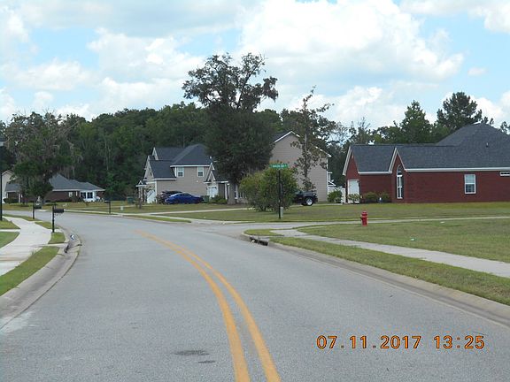 2nd image of 844 Forest St