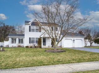 18 Evelyn Ct, Brick, NJ 08723