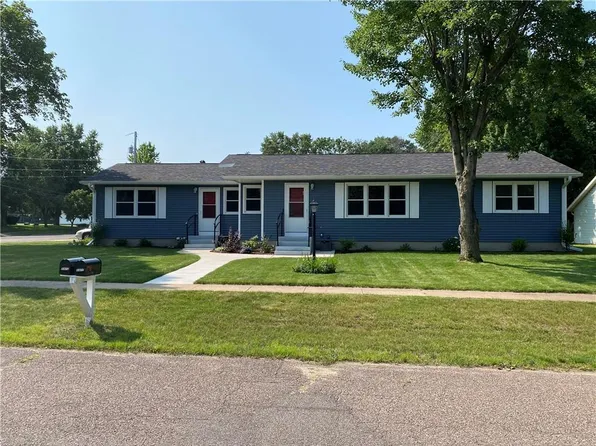 2407/03 Bradwood Avenue #1, 2, Altoona, WI 54720