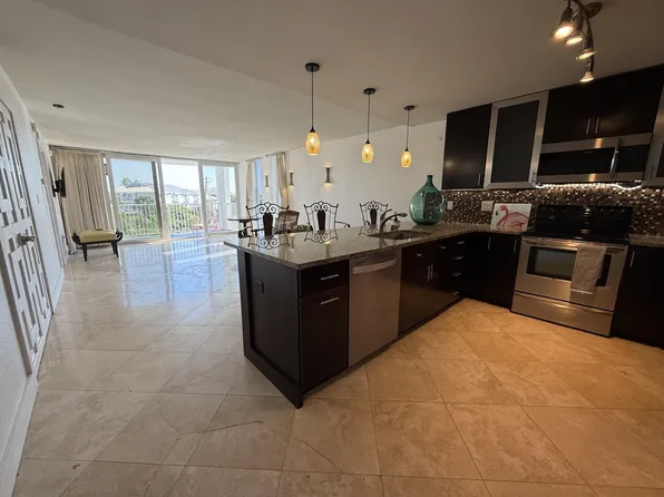 30 Moreno Point Rd Unit 306B, Destin, FL 32541