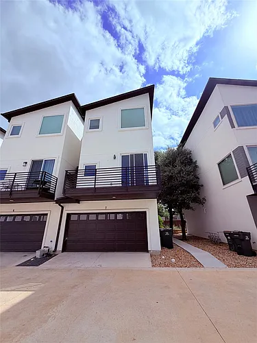 1417 Kramer Ln Photo 1