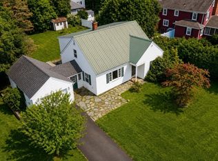 25 Montague St, Montague, MA 01351