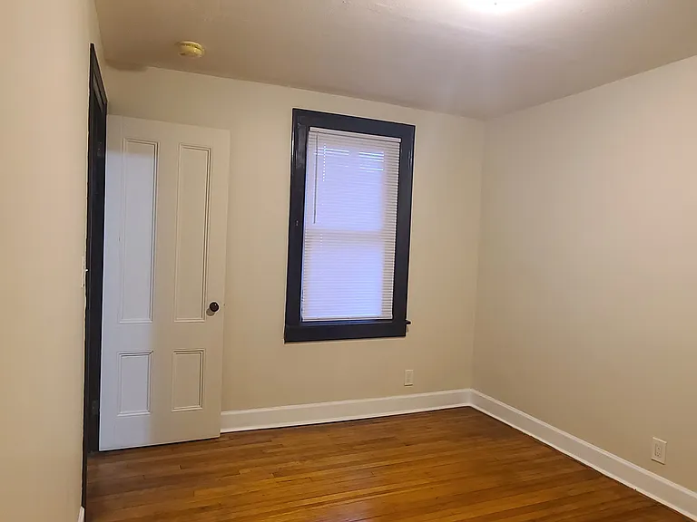 27 Wilcox St #1L — Photo 10