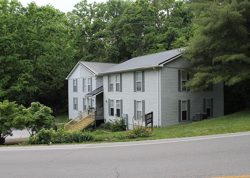 1st image of 670 Lexington Pike