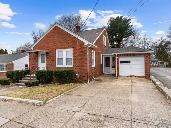 30 Windmill St, Providence, RI 02904