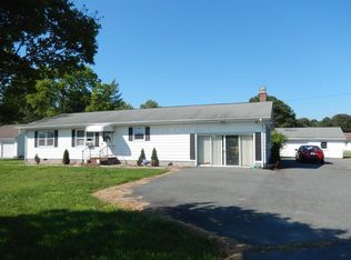 26892 Plantation Rd, Crisfield, MD 21817