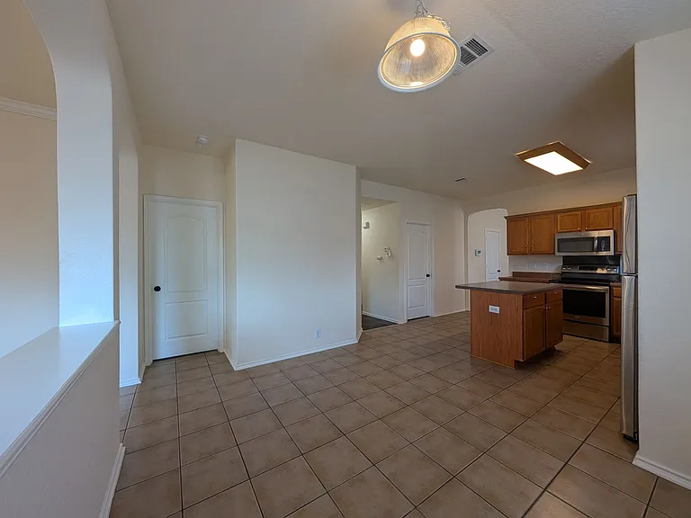 268 Goliad Dr — Photo 11