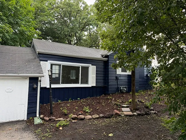 3 bed, 1250 sqft, $2,845 — Photo 3