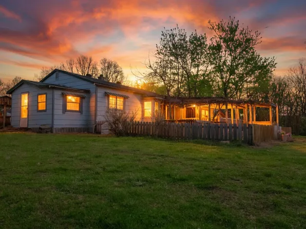 1079 Ff Highway, Alton, MO 65606