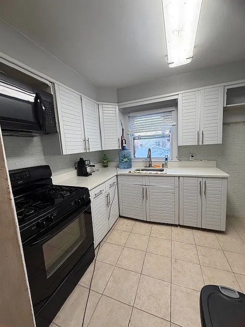 Building Photo - 175 Teaneck Rd #1