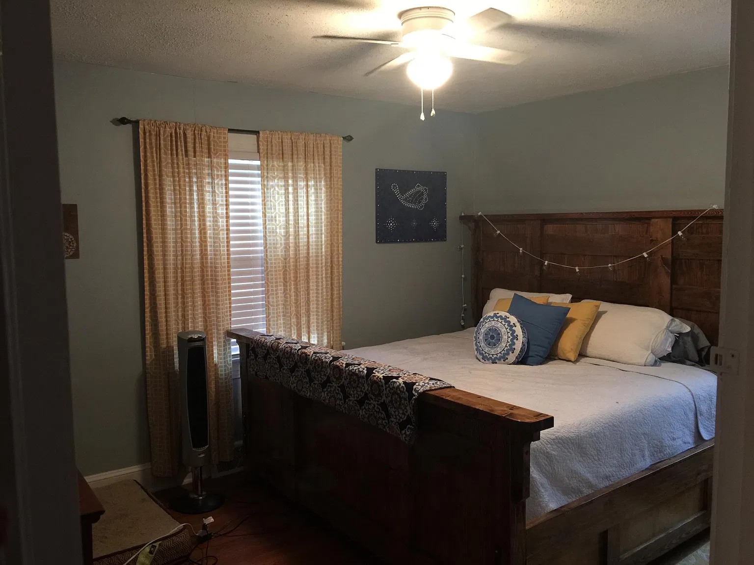 3 bed, 1340 sqft, $2,700 — Photo 4