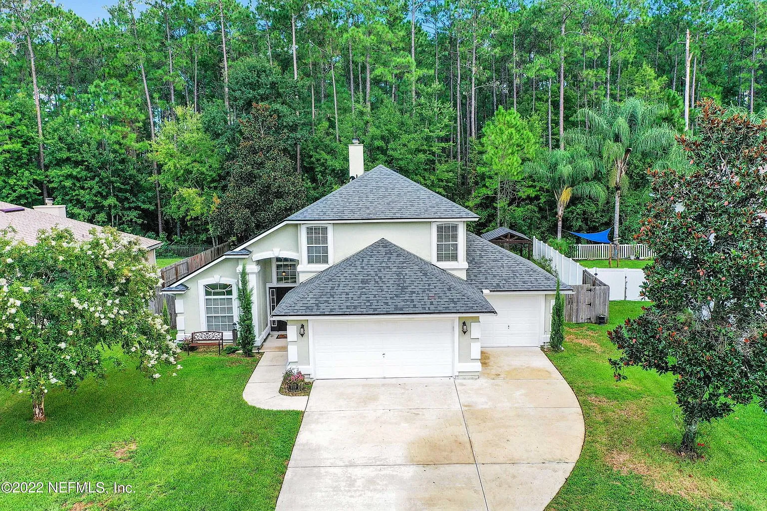4 bed, 2.5 bath, 2300 sqft, $3,500 — Photo 3