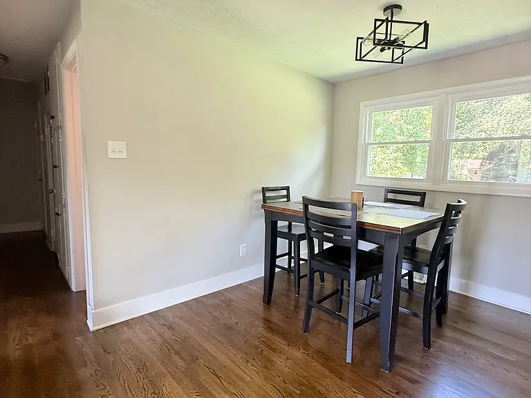 1813 Rainbow Forest Dr — Photo 9