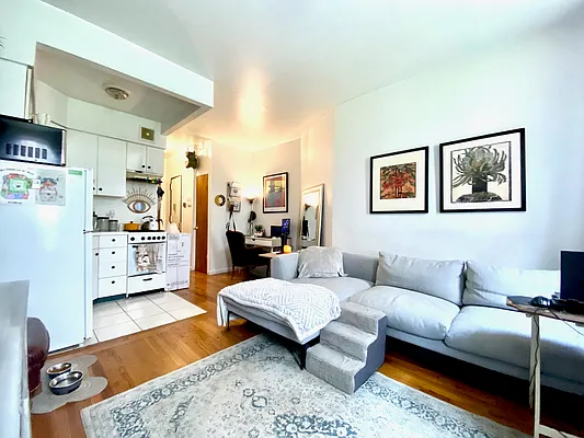 Rented by Corcoran | media 11