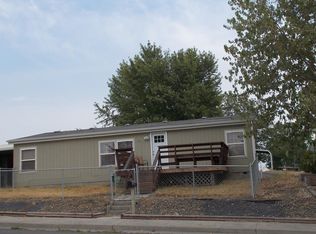 2816 SW Goodwin Ave, Pendleton, OR 97801