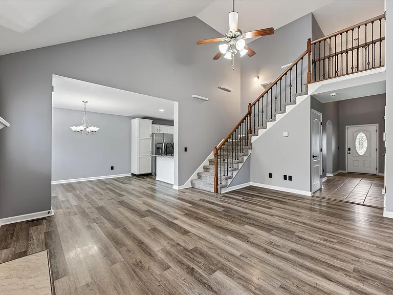 3697 Nadia Dr — Photo 10