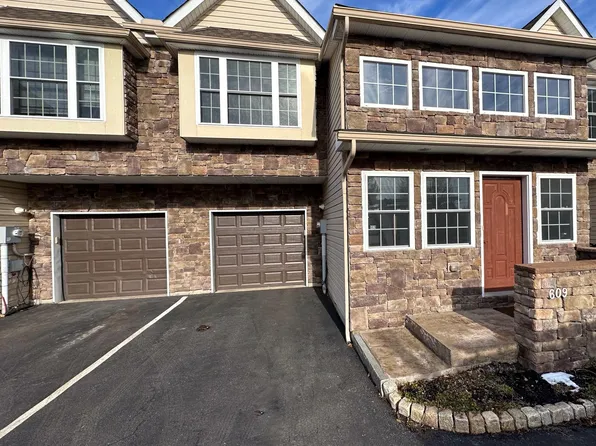 609 Edith St, Old Forge, PA 18518