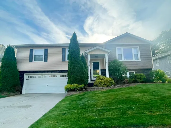 3203 Parker Dr, Valparaiso, IN 46383