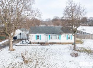 11076 State Route 29, Pekin, IL 61554