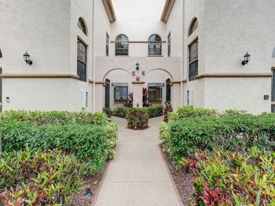 5195 Europa Dr APT E, Boynton Beach, FL, 33437