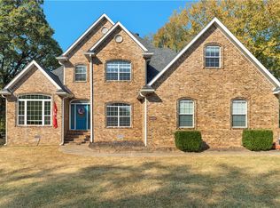14999 Fisher Rd, Fayetteville, AR 72701