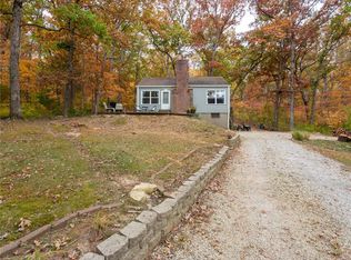 206 S Lake Dr, Hillsboro, MO